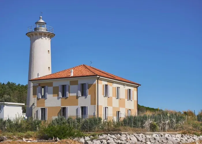 Beautiful Just Few Steps From The Villa