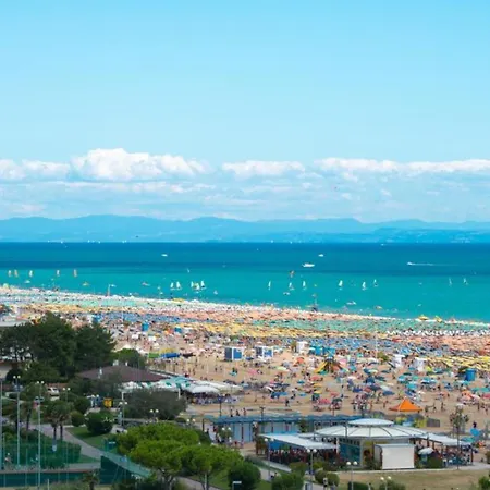 Beautiful Just Few Steps From The Villa *