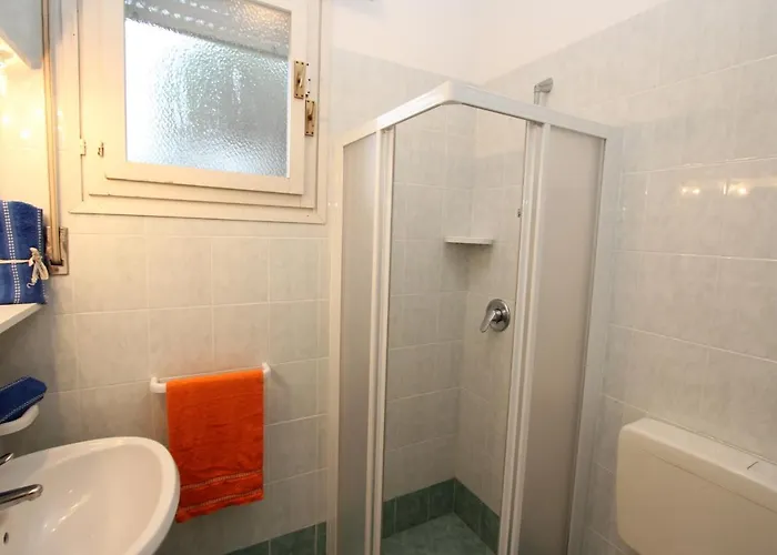 Beautiful Just Few Steps From The Vila