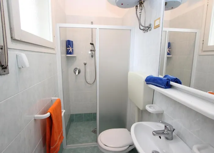 Beautiful Just Few Steps From The * Bibione