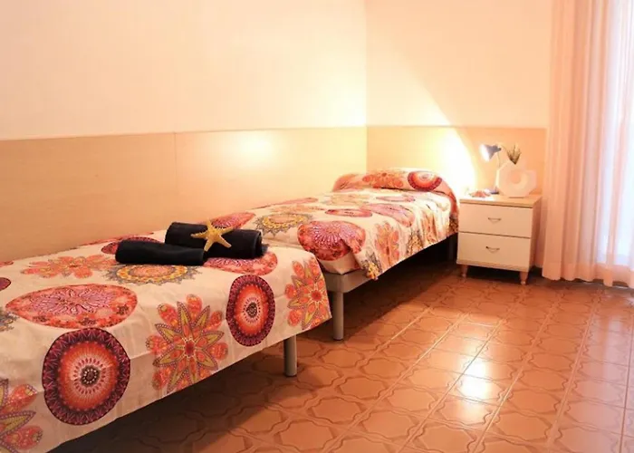 Beautiful Just Few Steps From The Vila *